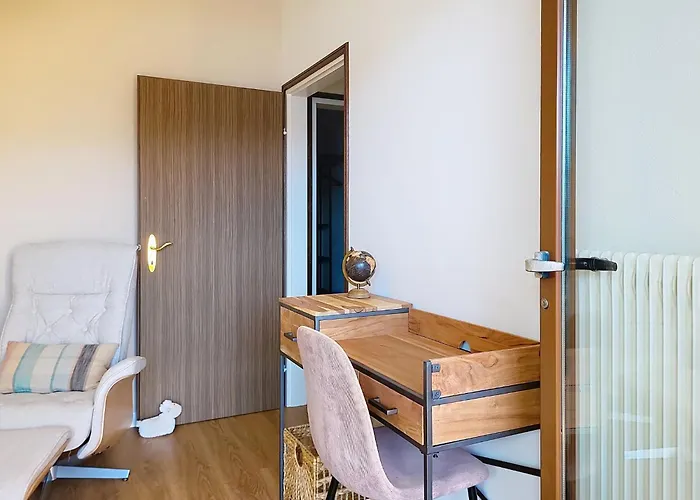 Apt- Tana Dei Leoni By Interhome *